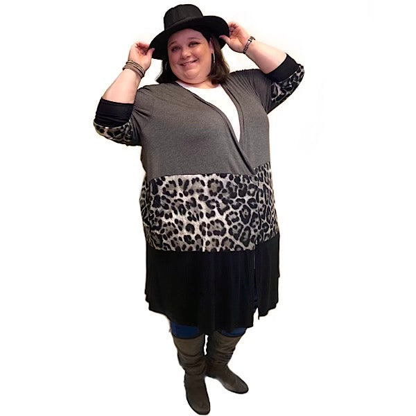 "Courtney" Leopard Print Curvy Plus Cardigan with Pockets - Changing Room Boutique